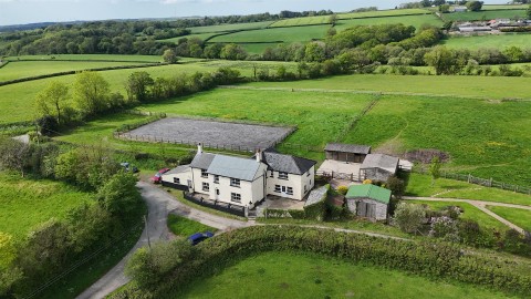 Click the photo for more details of Roborough, Winkleigh
