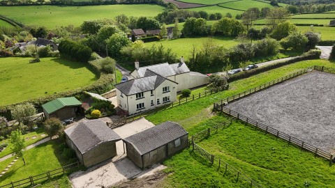 Click the photo for more details of Roborough, Winkleigh