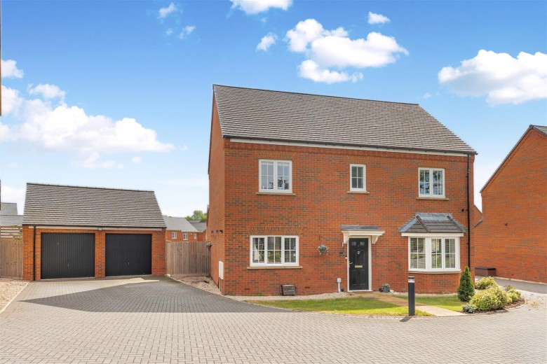 Click the photo for more details of Thenford Way, Banbury
