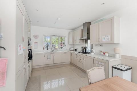 Click the photo for more details of Thenford Way, Banbury