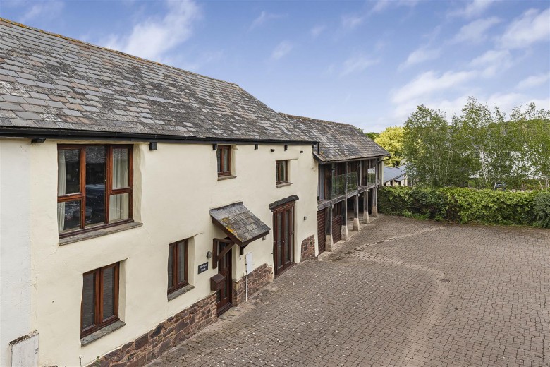 Click the photo for more details of Nymet Tracey, Bow, Crediton
