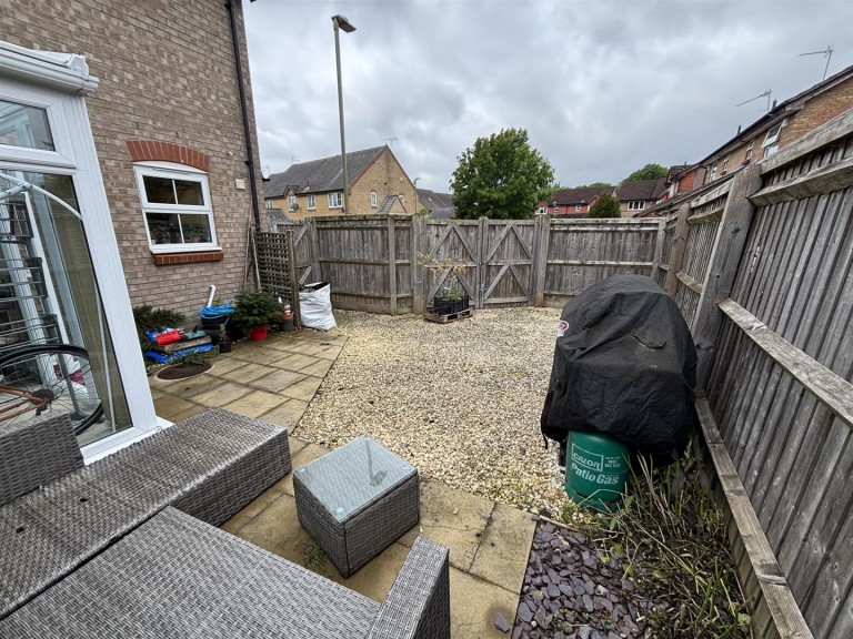 Images for Canterbury Close, Banbury
