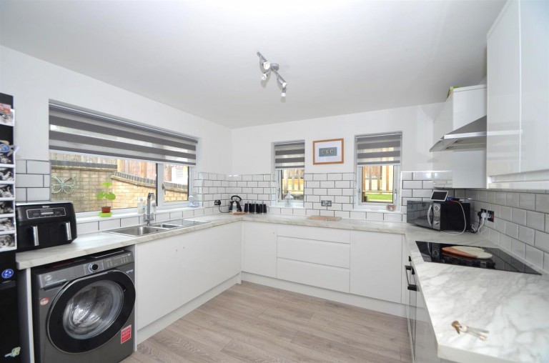 Images for Stewards Close, Sutton, Ely