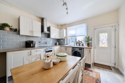 Images for Waterloo Road, Wellington