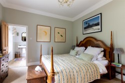 Images for The Old Farmhouse, Lechlade