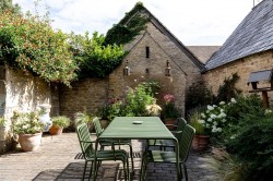 Images for The Old Farmhouse, Lechlade