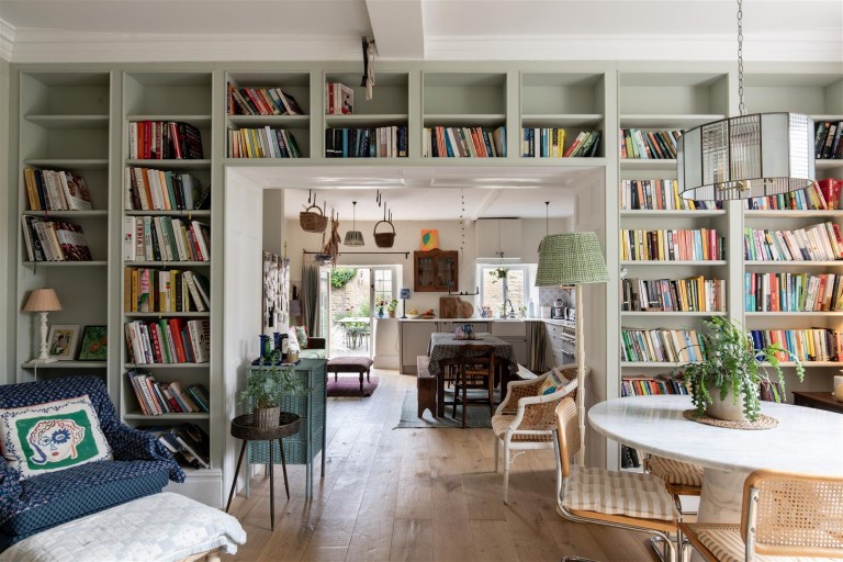 Images for The Old Farmhouse, Lechlade