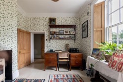 Images for The Old Farmhouse, Lechlade
