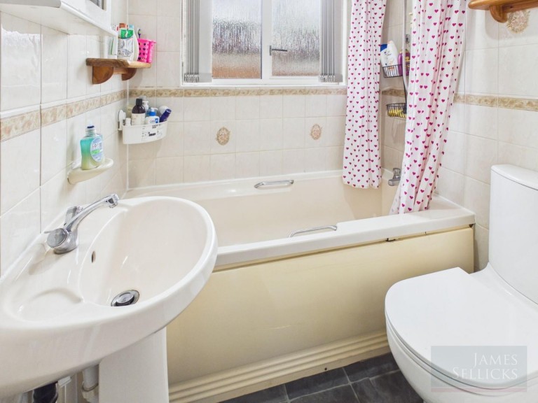 Images for Averil Road, Leicester