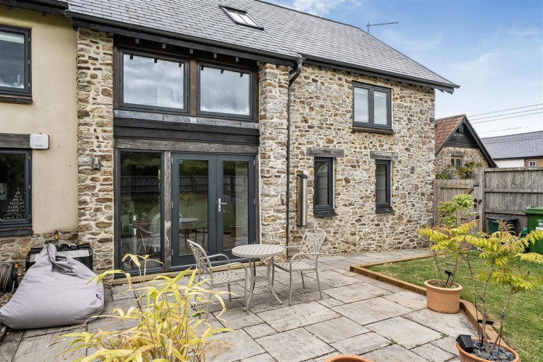 Images for Kerswell Farm Barns, Kentisbeare