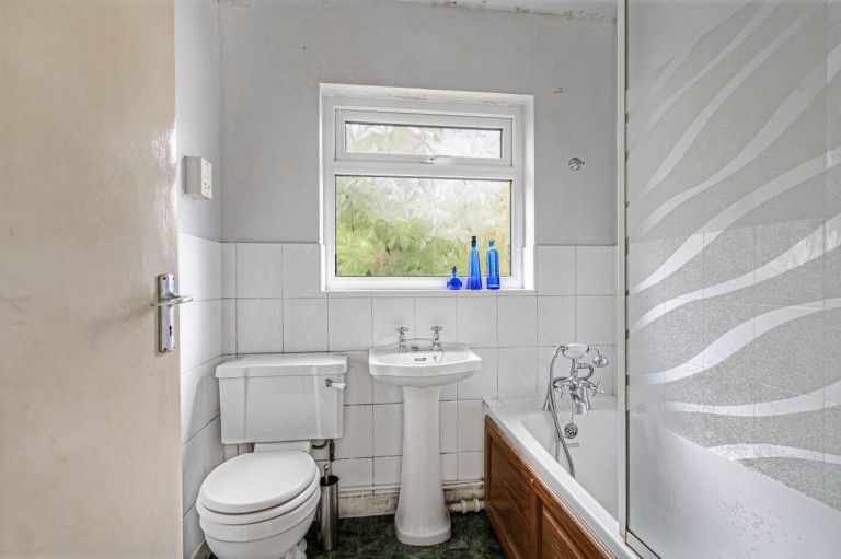 Images for Lake Lane, Dousland