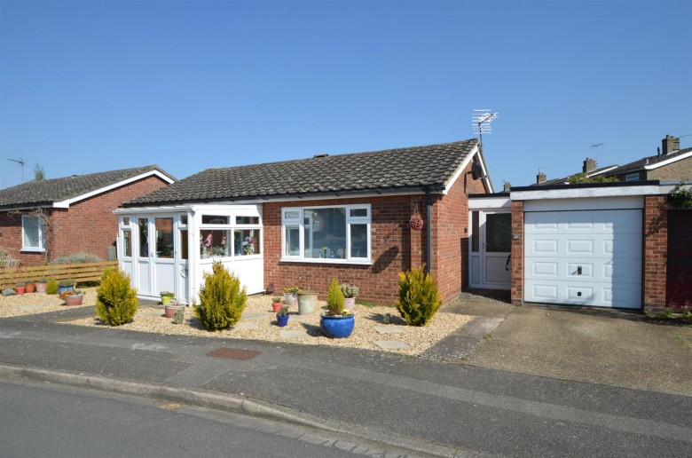 Click the photo for more details of Canterbury Avenue, Ely