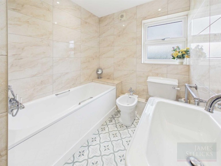 Images for Chen-Wydh, Theddingworth, Lutterworth