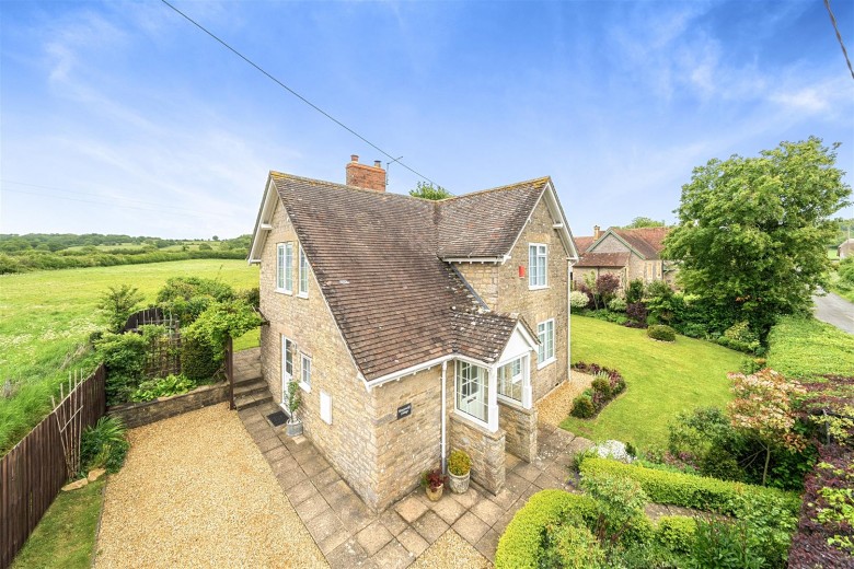 Click the photo for more details of Purse Caundle, Sherborne, Dorset