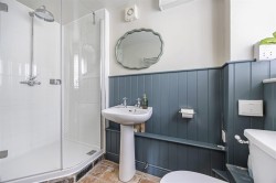 Images for Calcot, Gloucestershire