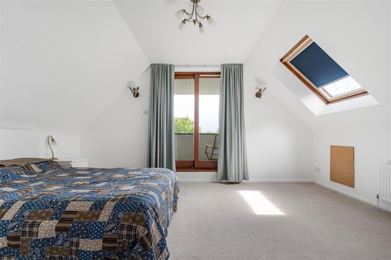 Images for Thruffle Way, Bar Hill, Cambridge