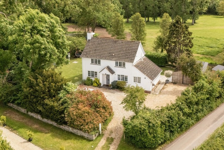 Click the photo for more details of Thornfalcon, Taunton