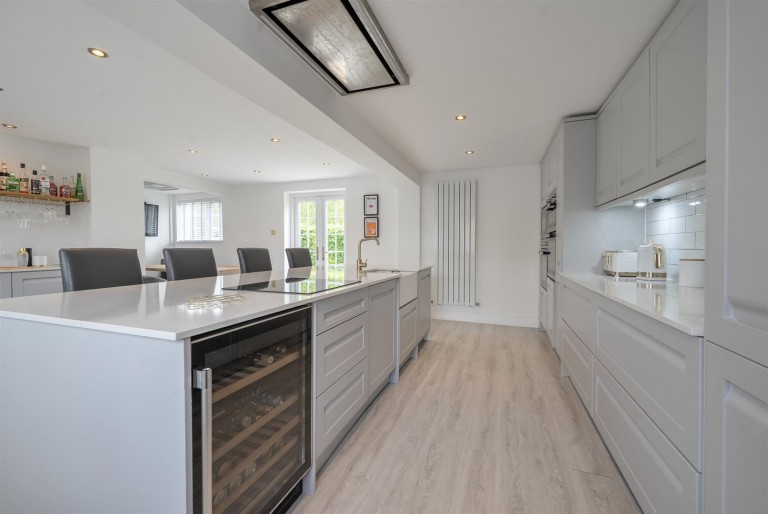 Images for Thornfalcon, Taunton
