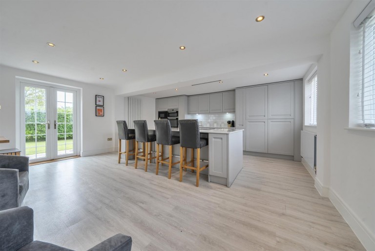 Images for Thornfalcon, Taunton