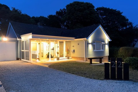 Click the photo for more details of Norburton, Burton Bradstock, Bridport