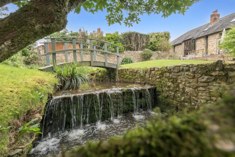 Images for Stockland, Honiton