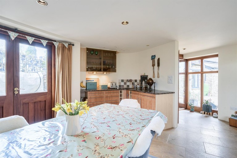 Images for Stockland, Honiton