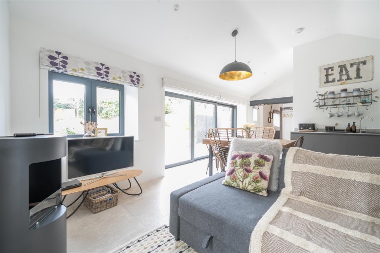 Images for Stockland, Honiton