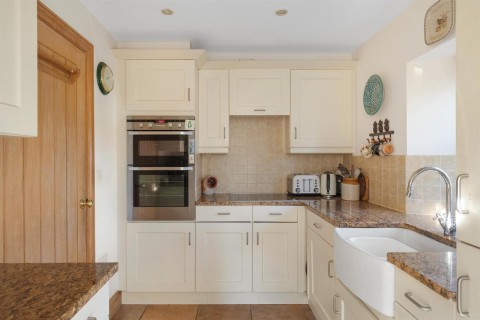 Click the photo for more details of Wills Lane, Cerne Abbas, Dorchester