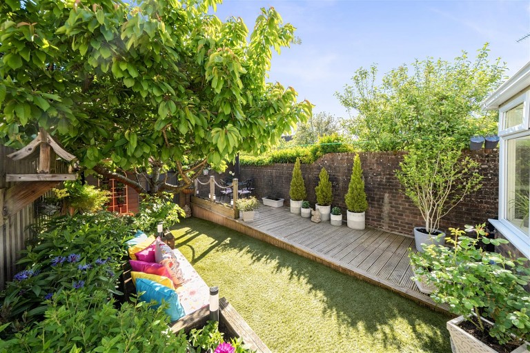 Images for Yew Tree Lane, Bradford Peverell, Dorchester