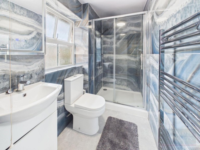 Images for Devenports Hill, Bushby, Leicestershire