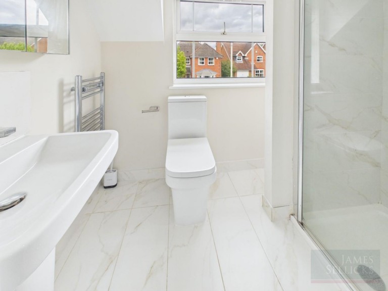 Images for Devenports Hill, Bushby, Leicestershire