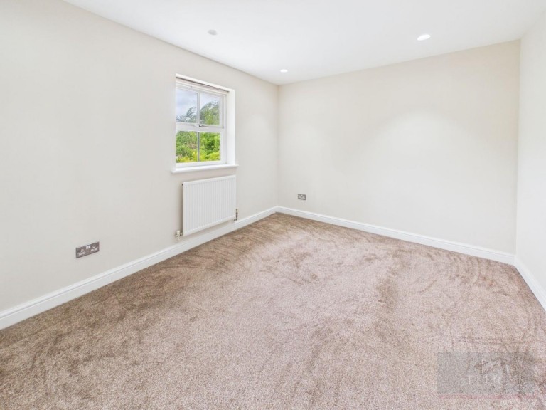 Images for Devenports Hill, Bushby, Leicestershire
