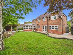 Images for Devenports Hill, Bushby, Leicestershire