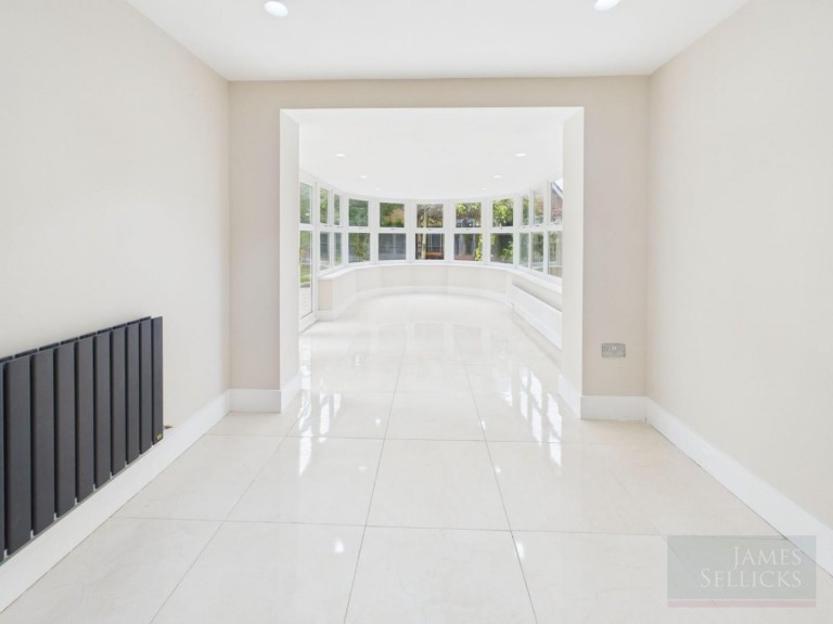 Images for Devenports Hill, Bushby, Leicestershire