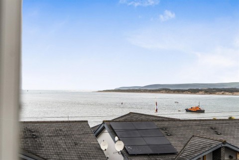 Click the photo for more details of Appledore