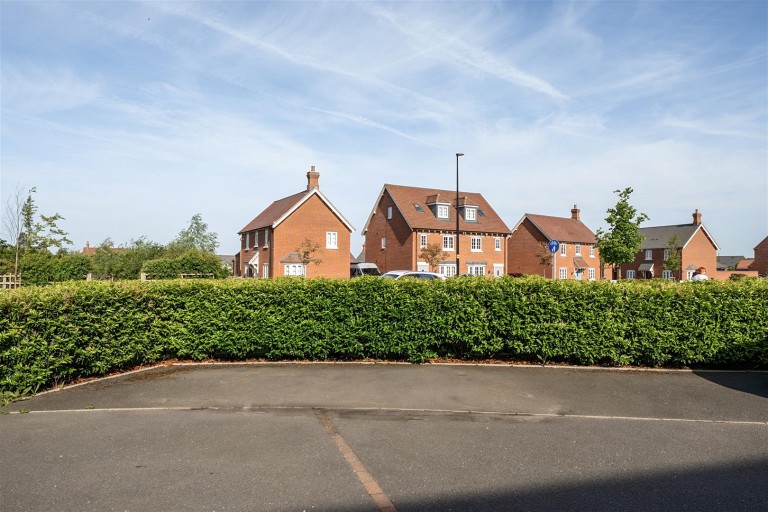 Images for Pinetree Way, Houlton, Rugby, CV23