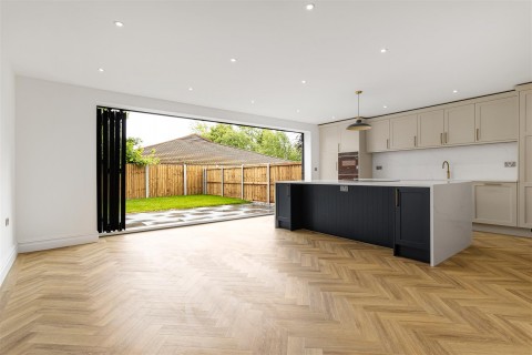 Click the photo for more details of Cambridge Road, Cambridge