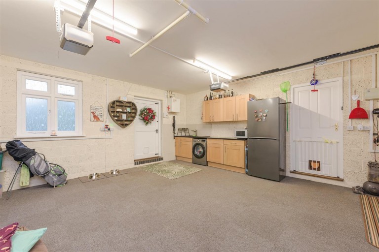 Images for Hallcroft Avenue, Overseal, DE12