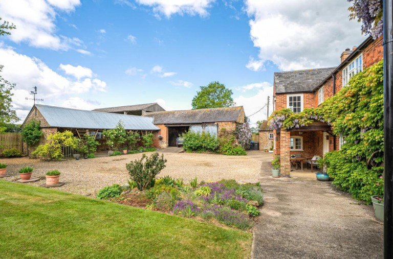 Images for Matthew's Cottage, Slawston, Market Harborough