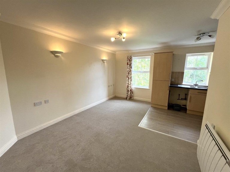 Images for Mellowes Court, West Street, Axminster