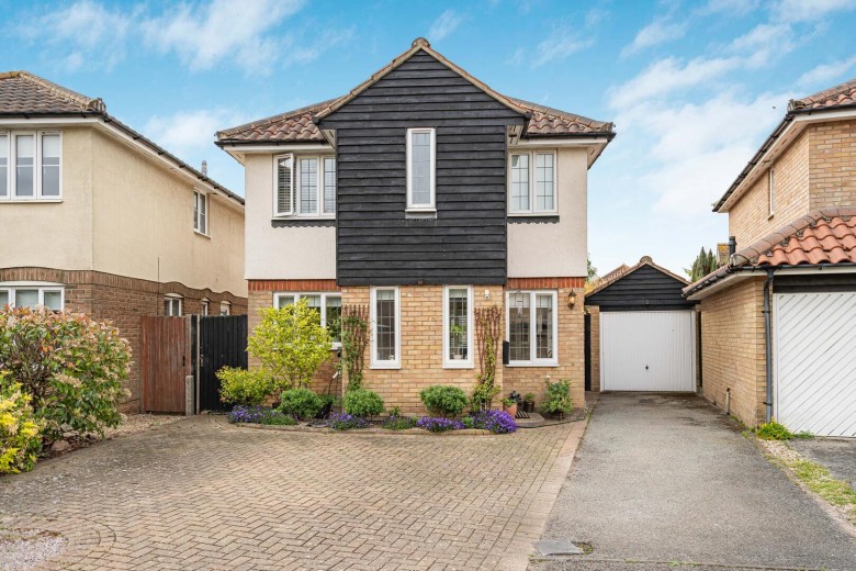 Click the photo for more details of Kentwell Place, Burwell