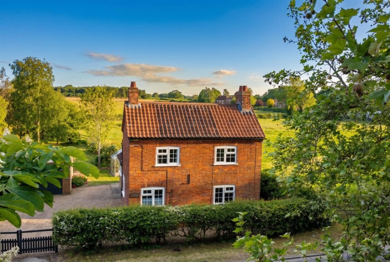 Images for Harmston Road, Aubourn, Lincoln