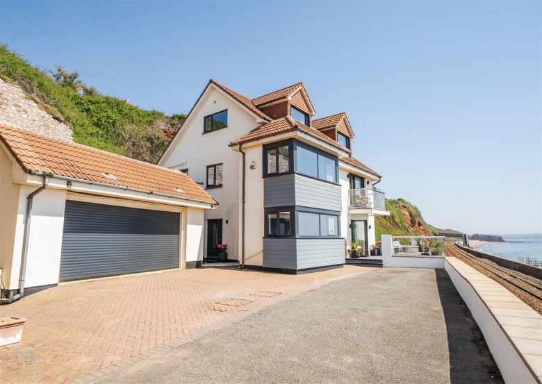 Click the photo for more details of Riviera Terrace, Dawlish