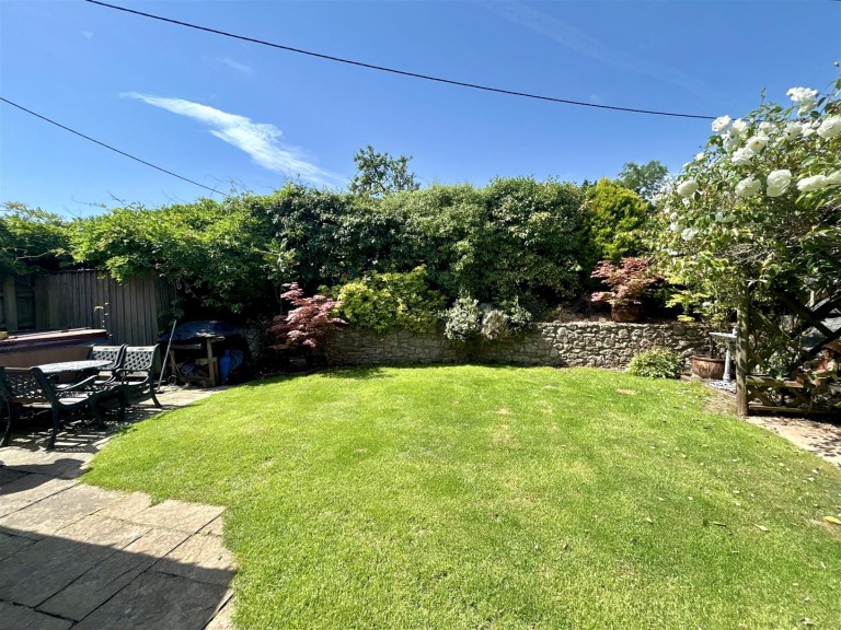 Images for Broadclyst Road, Whimple, Exeter