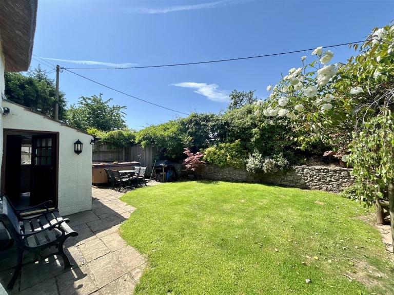 Images for Broadclyst Road, Whimple, Exeter