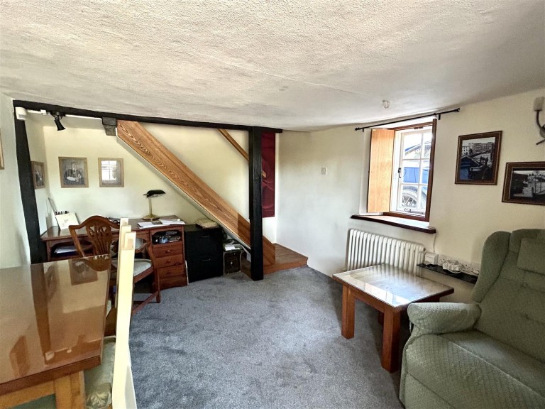 Images for Broadclyst Road, Whimple, Exeter