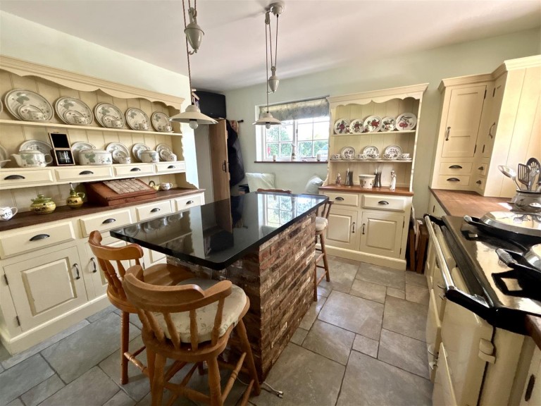 Images for Broadclyst Road, Whimple, Exeter