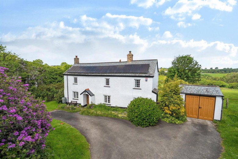 Click the photo for more details of Merton, Okehampton