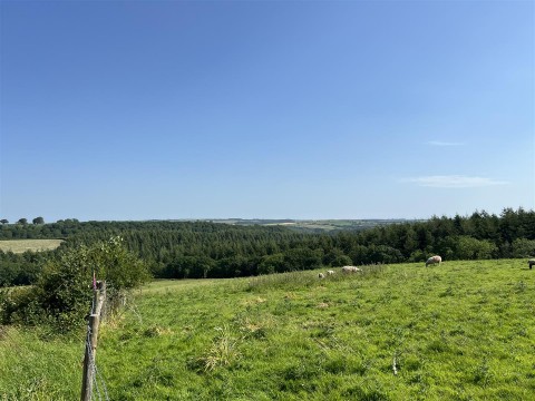 Click the photo for more details of Merton, Okehampton