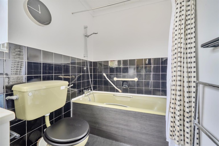Images for Laurel Crescent, Grove, Oxfordshire, OX12